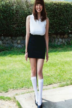 三个武警帅男同videos